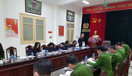 Phòng 8 tiến hành trực tiếp kiểm sát việc tạm giữ, tạm giam Quý I/2021...